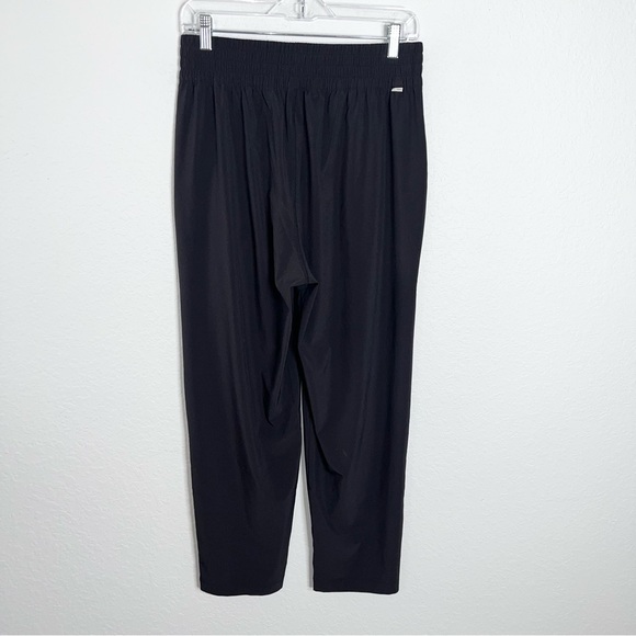 Vuori Villa Ankle Pants Women's Medium Black High Rise CC - Picture 4 of 10